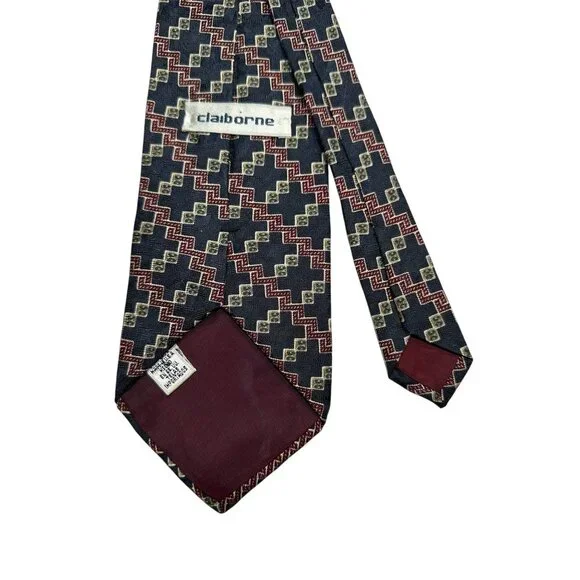 Claiborne Geometric Pattern Men's Silk Tie Red & Navy Vintage - Picture 4 of 5